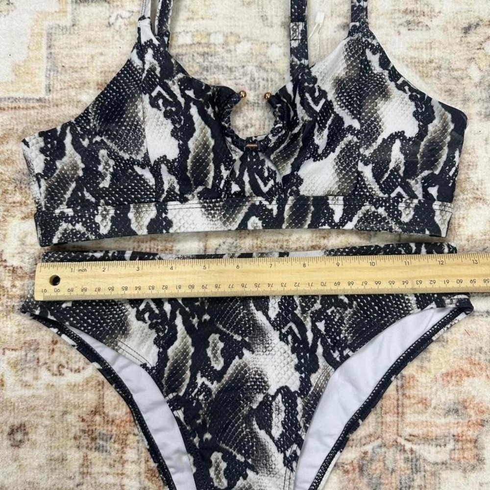 NEW Womens Small Bikini Set Black & White Snakeskin Print Bralette Cheeky Bottom - Picture 6 of 8